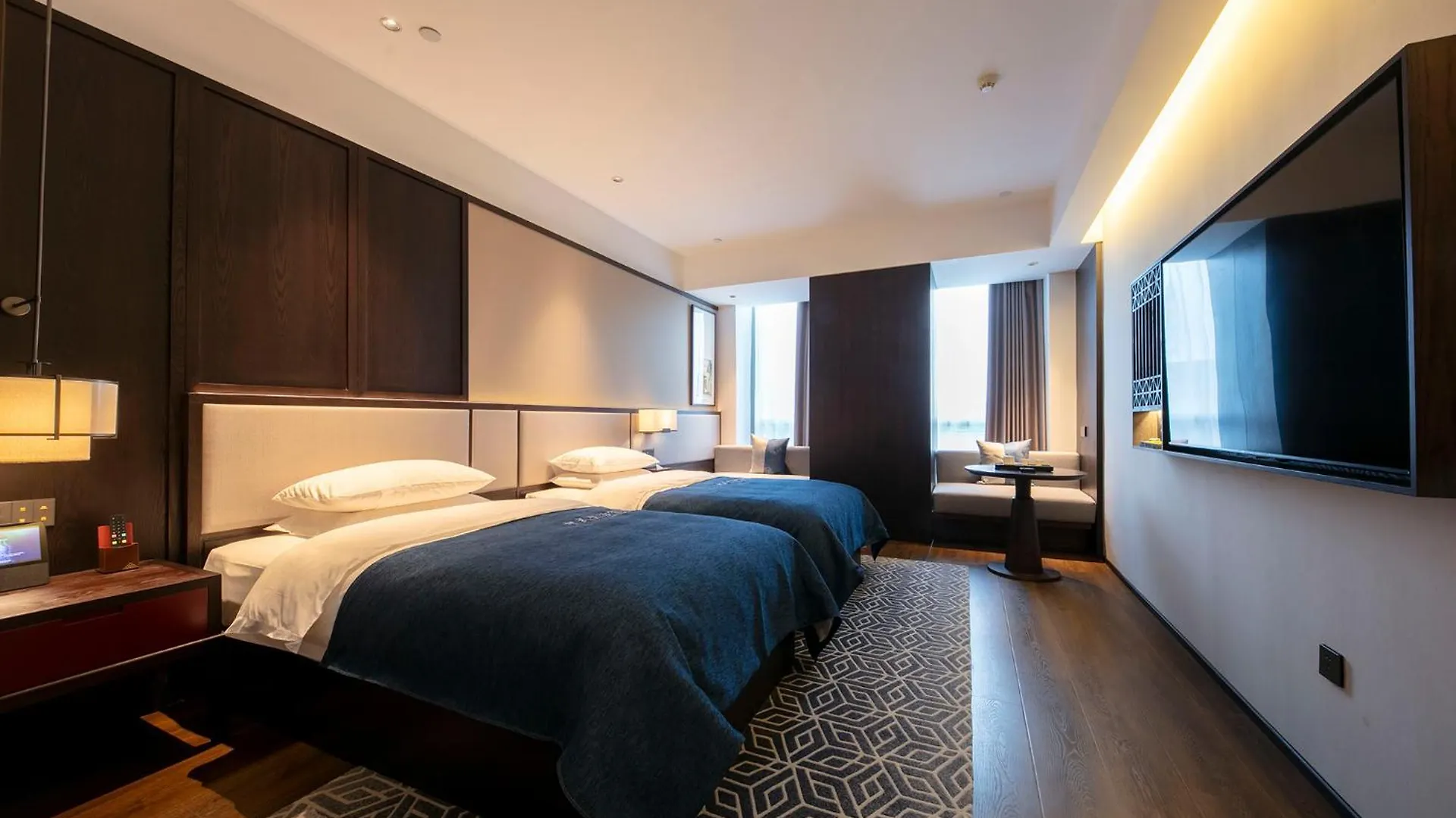 Zhengzhou East Station Longzi Lake University Area Qianna Yuanxi Hotel 中国