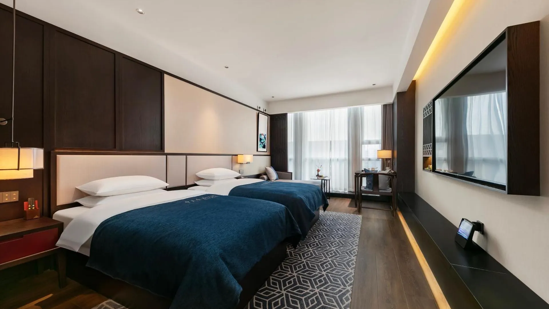****  Zhengzhou East Station Longzi Lake University Area Qianna Yuanxi Hotel 中国